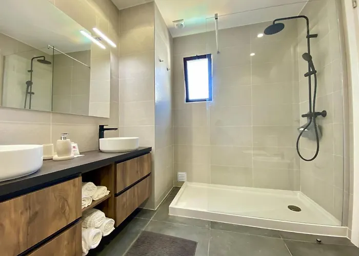 Twins 2 With Pool By Homing * Vilamoura