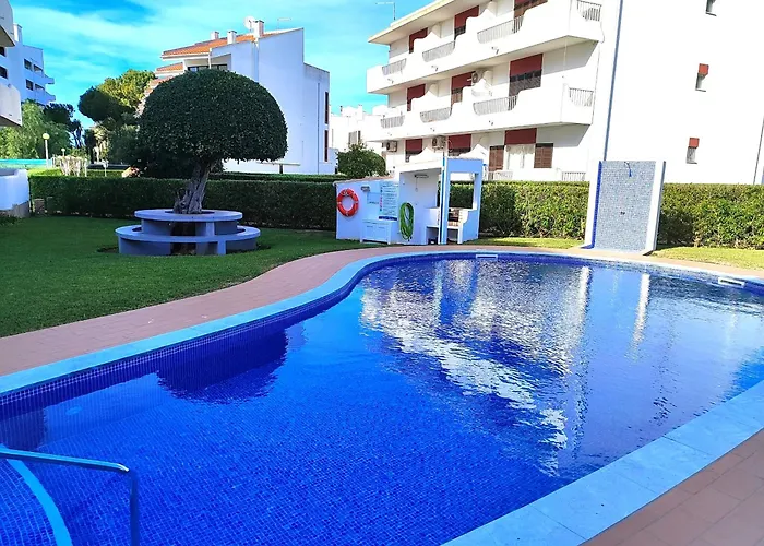 Twins 2 With Pool By Homing *