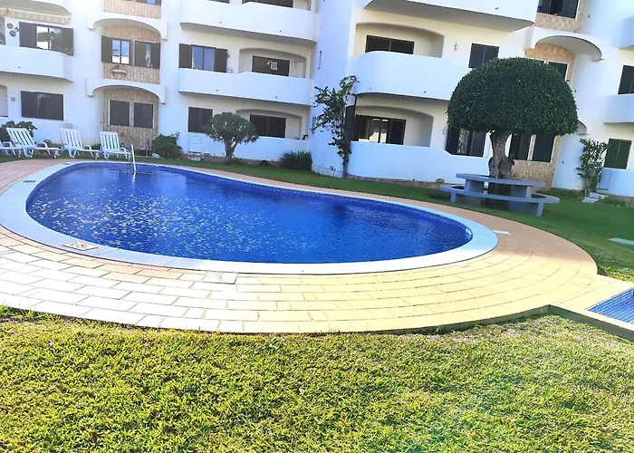 Twins 2 With Pool By Homing *